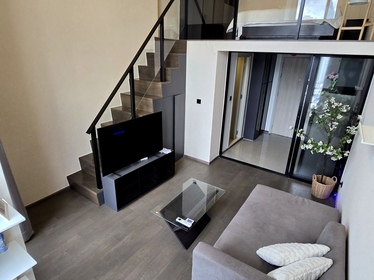 For RentCondoSiam Paragon ,Chulalongkorn,Samyan : Park Origin Chula Samyan【𝐑𝐄𝐍𝐓】🔥Luxurious and expensive design in gray-gold tones, beautiful lighting, and a calm charm🔥 Contact Line ID: @hacondo