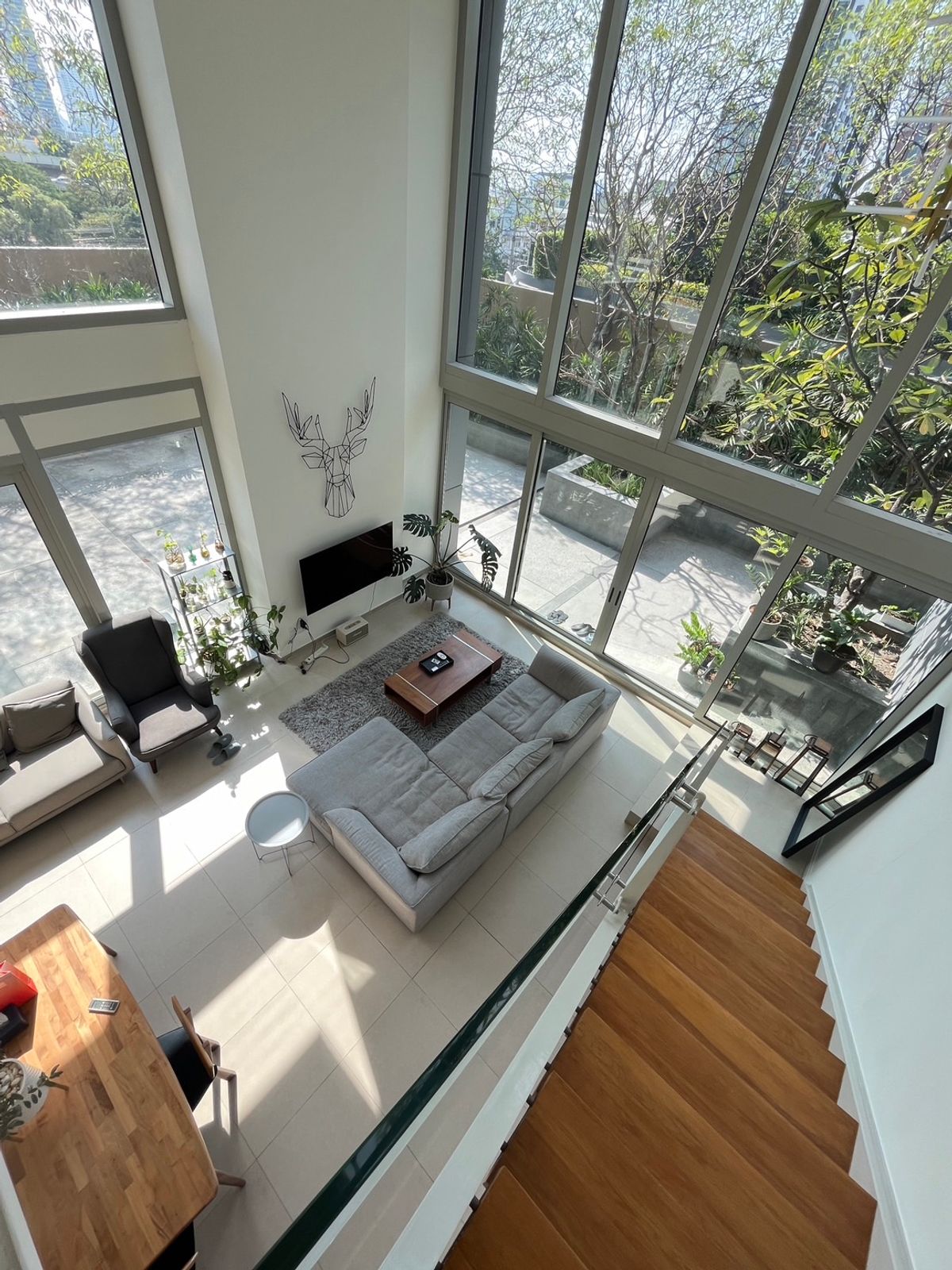 For SaleCondoWongwianyai, Charoennakor : Rare unit Duplex Penthouse ✨The River✨ 3 bedrooms, 4 bathrooms, size 286 sq m, near BTS / MRT Krung Thon Buri (0.9 km.) Tel.0982645161