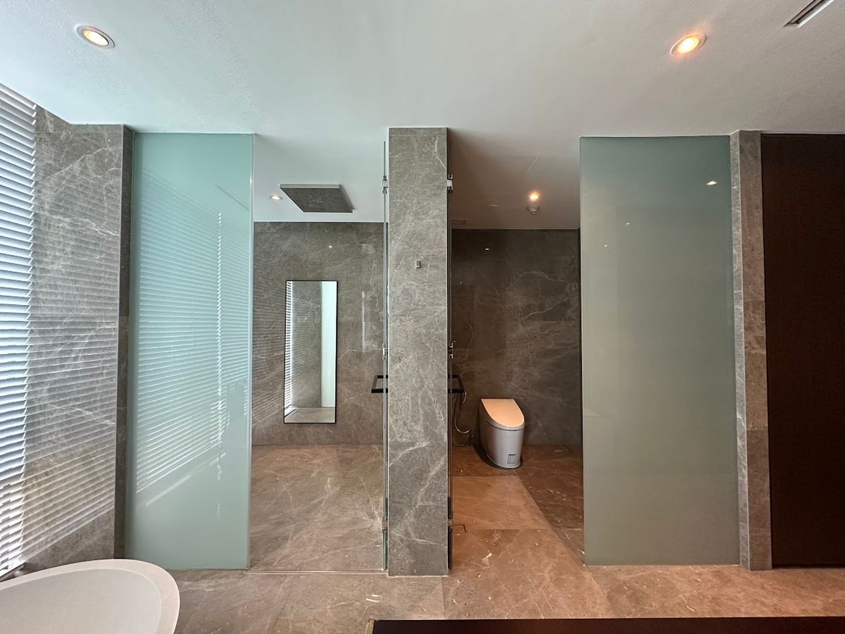 For SaleCondoWitthayu, Chidlom, Langsuan, Ploenchit : ✨185 Rajadamri✨3 bedrooms, 4 bathrooms, size 386.56 sq m, near BTS / MRT Ratchadamri (0.3 km.) Tel.0982645161