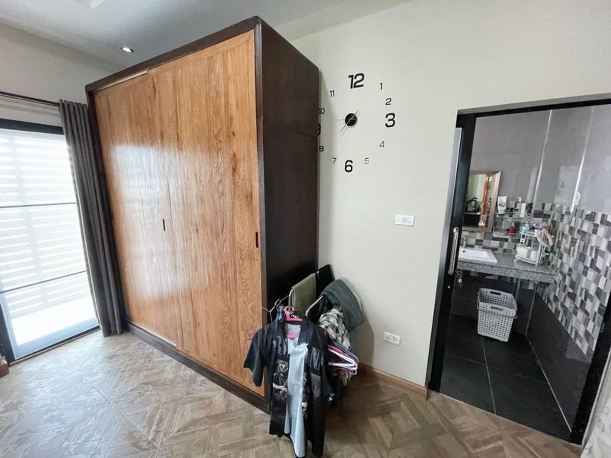 ขายบ้านวิภาวดี ดอนเมือง หลักสี่ : บ้านเดี่ยว เนื้อที่ 88 ตรางวา 5 ห้องนอน 5 ห้องน้ำ สรงประภา28 แขวงสีกัน เขตดอนเมือง กรุงเทพมหานคร