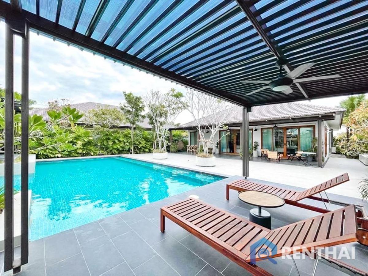 For SaleHousePattaya, Bangsaen, Chonburi : Elegant Pool Villa for Sale in Pattaya, Ideal for Peaceful Living or a Private Retreat.