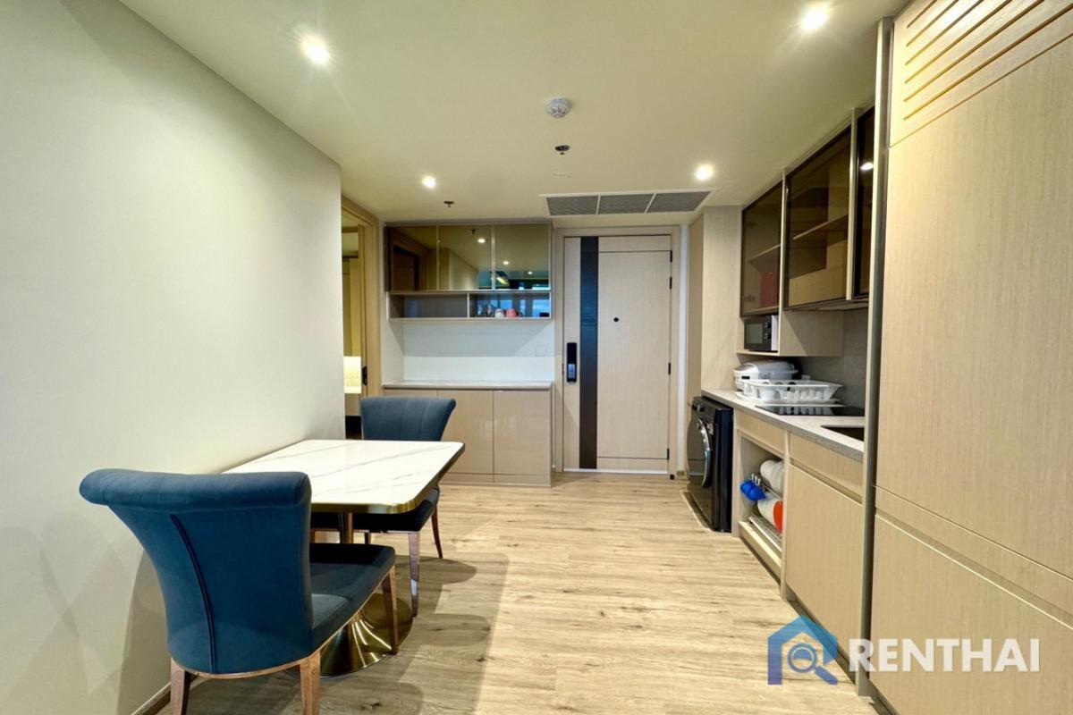 For RentCondoPattaya, Bangsaen, Chonburi : For rent Arom wongamat 1 bedroom 45 sqm direct sea  view