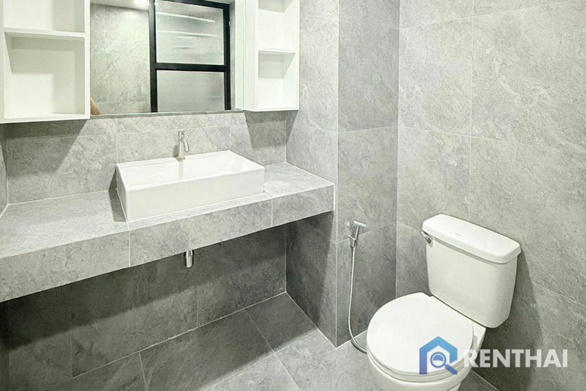 ขายคอนโดพัทยา บางแสน ชลบุรี สัตหีบ : สำหรับ ขาย คอนโด 1 ห้องนอน ที่ View Talay 5