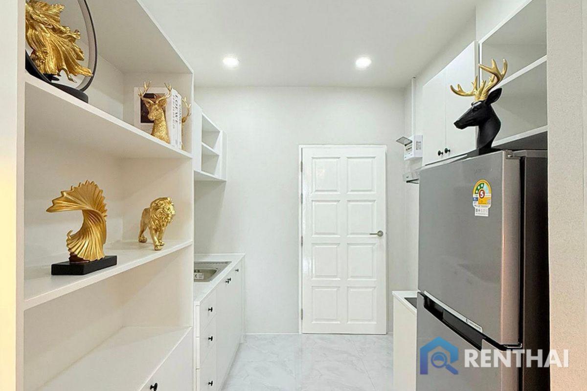 ขายคอนโดพัทยา บางแสน ชลบุรี สัตหีบ : สำหรับ ขาย คอนโด 1 ห้องนอน ที่ View Talay 5