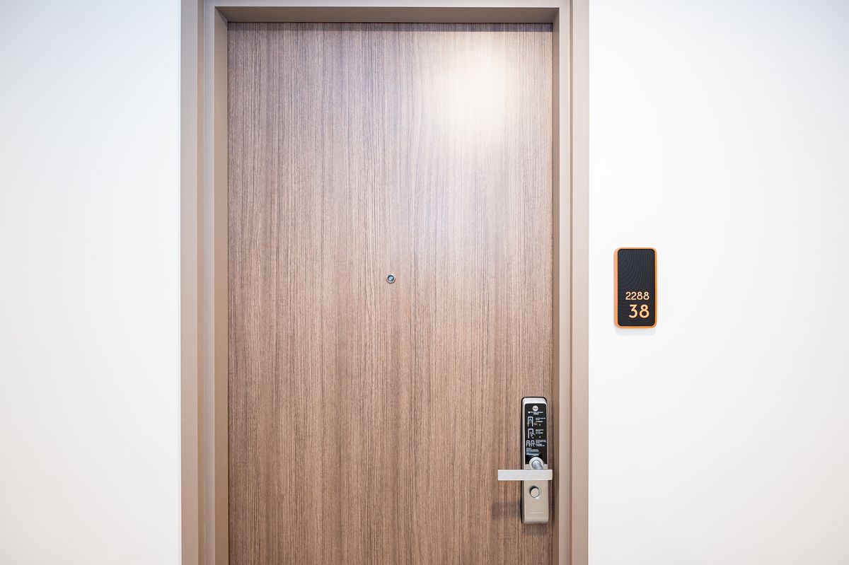 ให้เช่าคอนโดพระราม 9 เพชรบุรีตัดใหม่ RCA : 💥CC-6897💥ว่าง ให้ เช่า  เดอะ เบส เพชรบุรี - ทองหล่อ 👉แอดไลน์ @fastcondo 