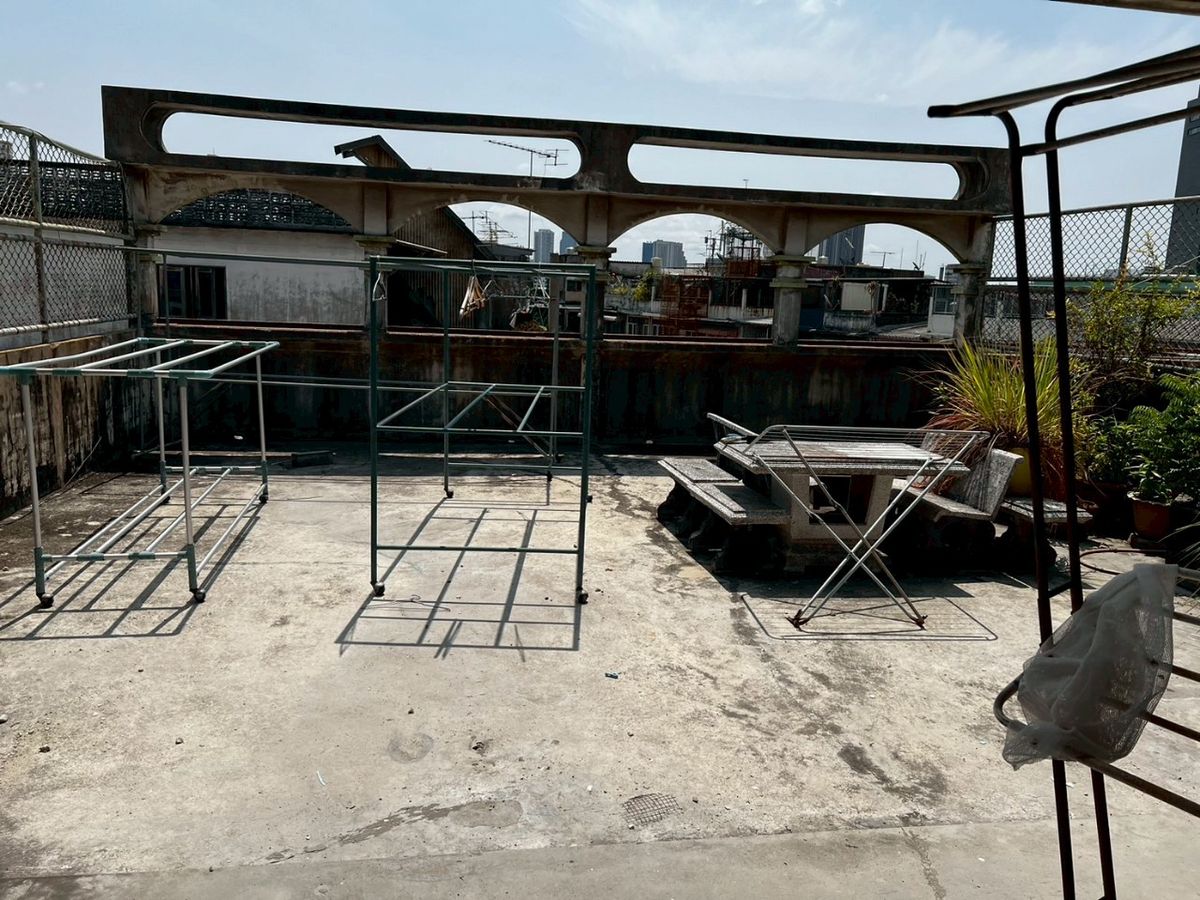 ขายอาคารพาณิชย์สาทร นราธิวาส : ✨ ขายด่วน! อาคารพาณิชย์ 4.5 ชั้น 2 คูหา ทำเลทองใจกลางเมืองย่าน#เจริญกรุง #เอเชีย ทีค   #เทอร์มินอล 21 พระราม3✨