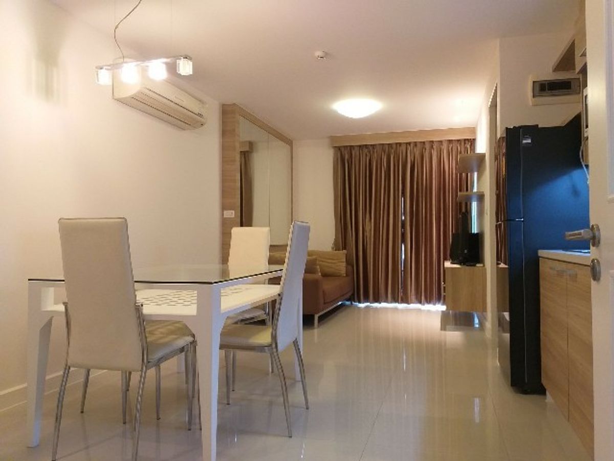 For RentCondoSukhumvit, Asoke, Thonglor : Low rise 1 bed 1 bath 45 sqm condo at The Clover Thonglor for rent 20,000THB per month, Thonglor soi 18, BTS Thong Lor