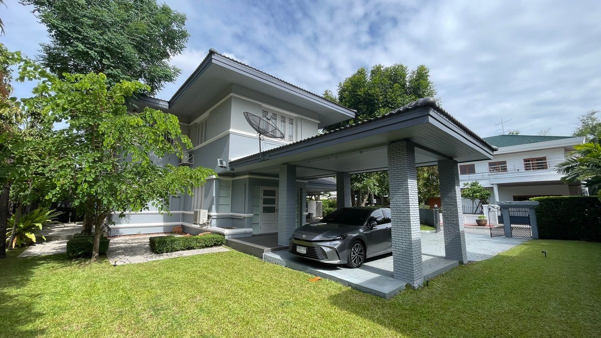 ให้เช่าบ้านสมุทรปราการ สำโรง : ให้เช่าบ้านเดี่ยวหรู โครงการเลคไซด์วิลล่า 1 ใกล้ Mega Bangna