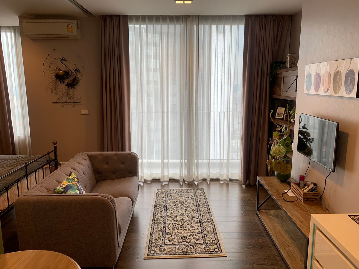 ให้เช่าคอนโดสาทร นราธิวาส : For Rent Condo Nara 9 fully furnished (S15-0826)