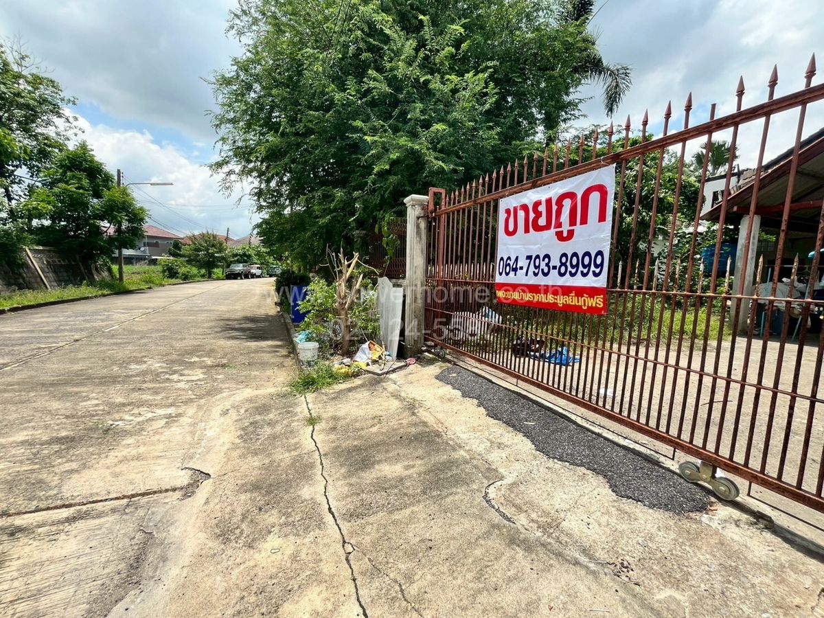 ขายที่ดินปทุมธานี รังสิต ธรรมศาสตร์ : หมู่บ้านกฤษดานนคร 19 ซอยชลธิชา 4/6 ใกล้ไทวัสดุ ถนนพหลโยธิน ต.คลองหนึ่ง อ.คลองหลวง จ.ปทุมธานี