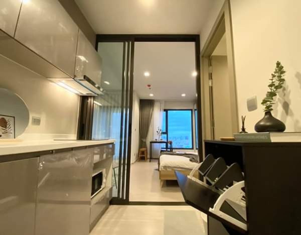 ให้เช่าคอนโดพระราม 9 เพชรบุรีตัดใหม่ RCA : 💥DL-8173💥ว่าง ให้ เช่า   ไลฟ์ อโศก - พระราม 9👉แอดไลน์ @fastcondo 