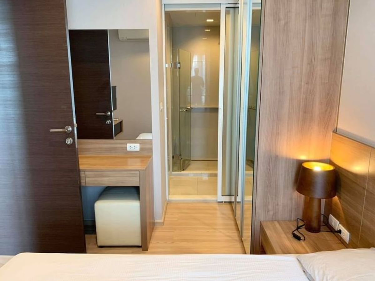 For RentCondoSathorn, Narathiwat : 💥DL-8176💥Rhythm Sathorn 👉Line : @fastcondo