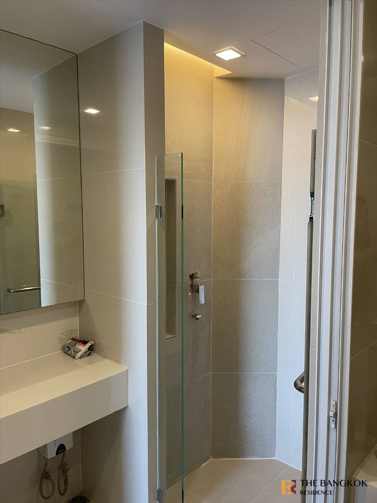 ขายคอนโดอ่อนนุช อุดมสุข : ✨ห้องสวย พร้อมอยู่✨ ริธึ่ม สุขุมวิท 44/1 คอนโดย่าน CBD ราคาถูกกว่าตลาด‼  ใกล้ BTS พระโขนง 