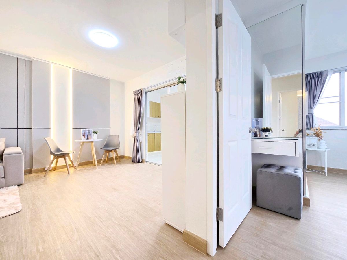 For SaleCondoRatchadapisek, Huaikwang, Suttisan : 🏙 The room is as big as the house.