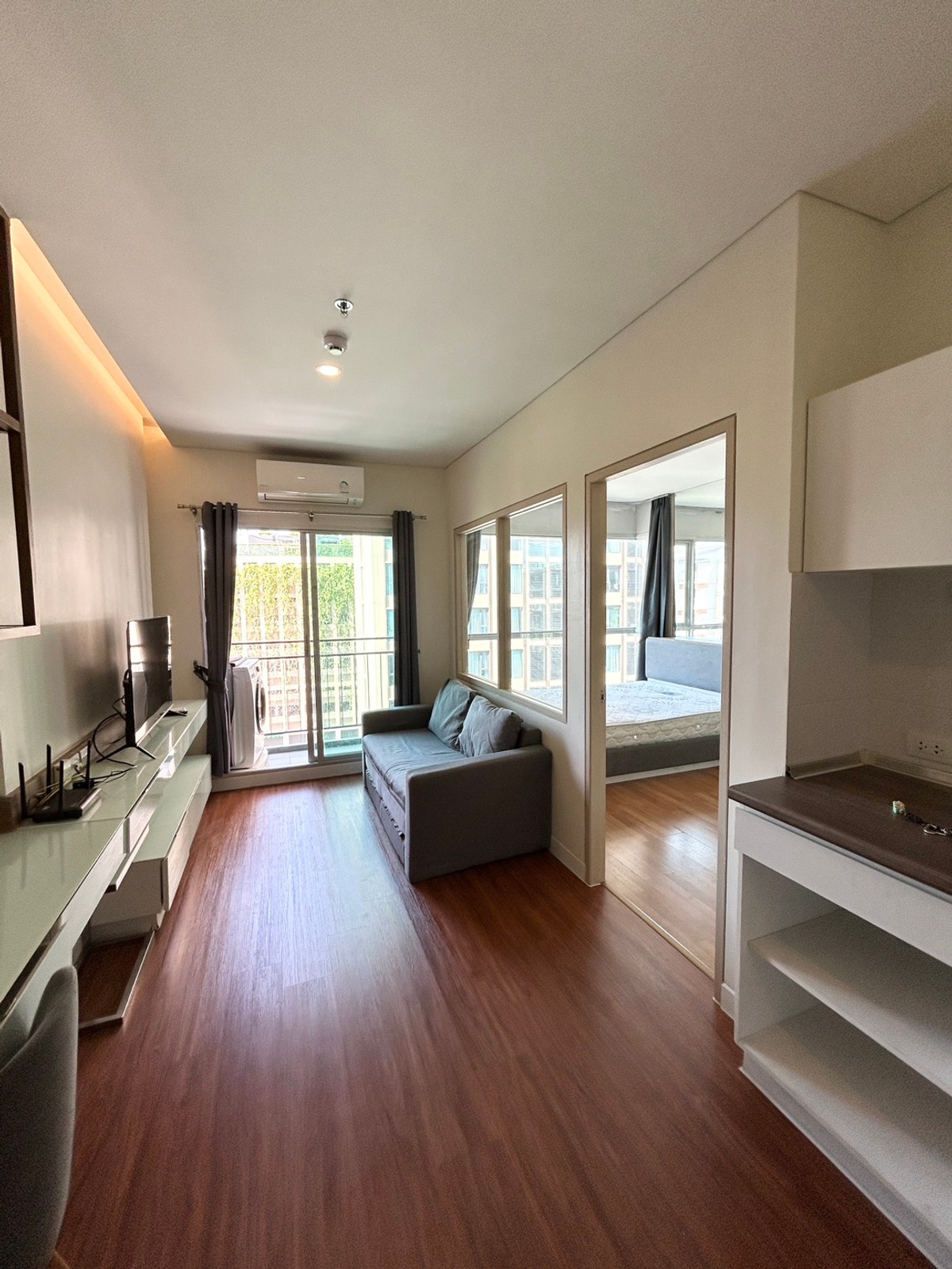 ให้เช่าคอนโดสะพานควาย จตุจักร : ลุมพินี พาร์ค วิภาวดี - จตุจักร / 1 ห้องนอน | 1 ห้องน้ำ ขนาด 28 ตร.ม