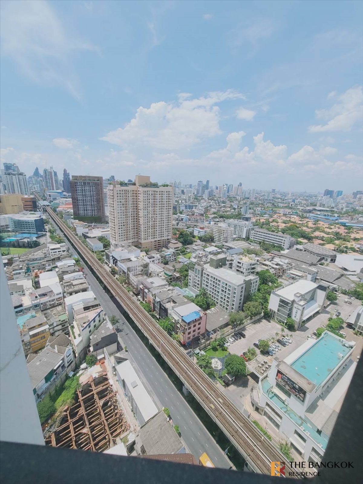 ขายคอนโดอ่อนนุช อุดมสุข : ✨ห้องสวย พร้อมอยู่✨ ริธึ่ม สุขุมวิท 44/1 คอนโดย่าน CBD ราคาถูกกว่าตลาด‼  ใกล้ BTS พระโขนง 