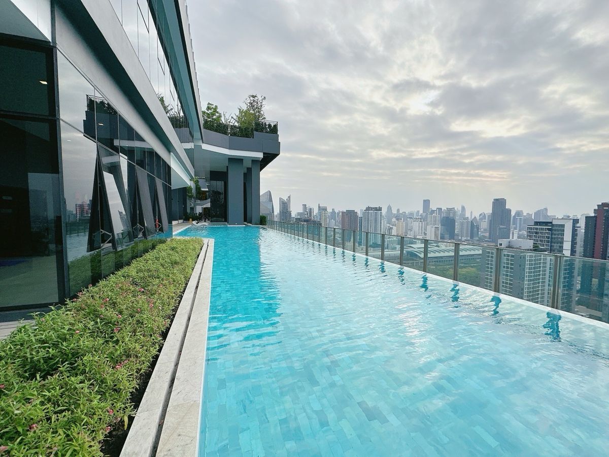 For SaleCondoRama9, Petchburi, RCA : 𝐈𝐃𝐄𝐎 𝐑𝐀𝐌𝐀𝟗 At the Central Rama 9, the new room is ready to stay for free. 𝐎 baht/installment 𝟏𝟖, 𝟎𝟎𝟎/month. Price before closing the project.