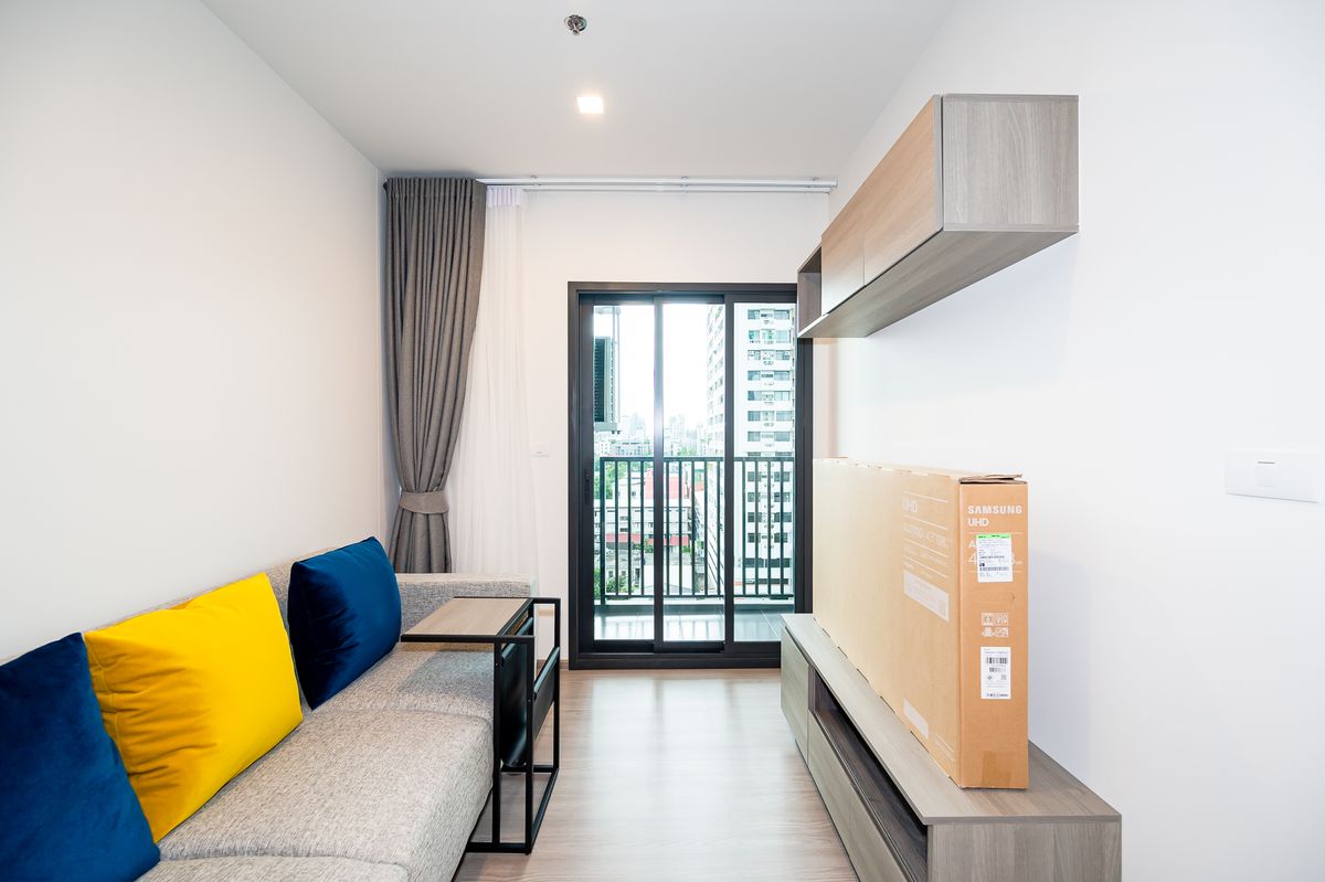 ให้เช่าคอนโดพระราม 9 เพชรบุรีตัดใหม่ RCA : 💥CC-6897💥ว่าง ให้ เช่า  เดอะ เบส เพชรบุรี - ทองหล่อ 👉แอดไลน์ @fastcondo 