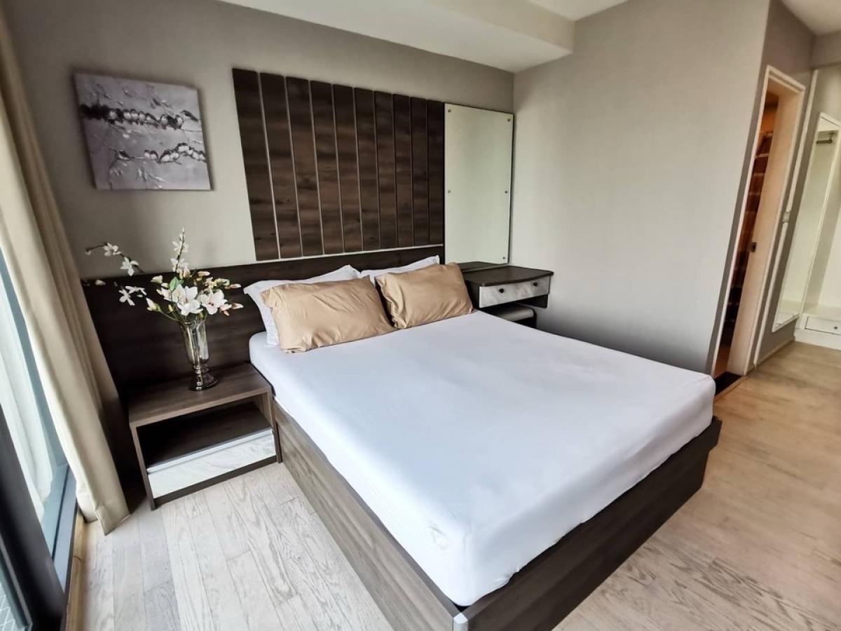 ให้เช่าคอนโดสุขุมวิท อโศก ทองหล่อ : 🔥 For Rent ให้เช่า Noble Remix BTS Thonglor 1 Bed 50 sq.m Price 33,000 Bath/month ชั้นสูง