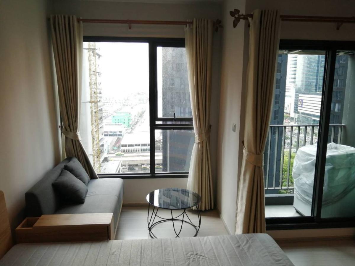 ให้เช่าคอนโดพระราม 9 เพชรบุรีตัดใหม่ RCA : 🔥ให้เช่าด่วน🔥Life Asoke Rama9 ห้องสตู เฟอรฺนิเจอร์ครบ พร้อมเข้าอยู่ ❗