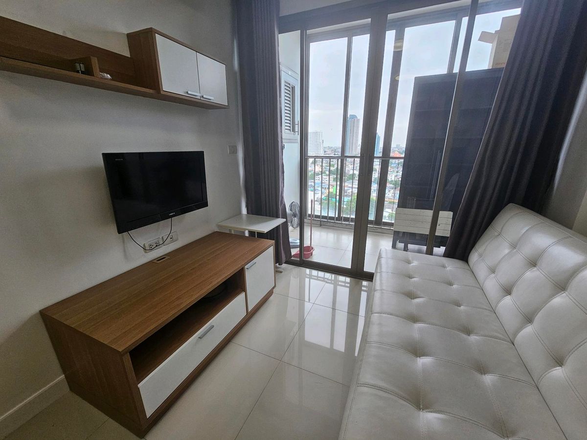 For RentCondoWongwianyai, Charoennakor : For Rent    Ideo Sathorn Taksin /  1BEDROOM  /  BTS Krungthonburi   