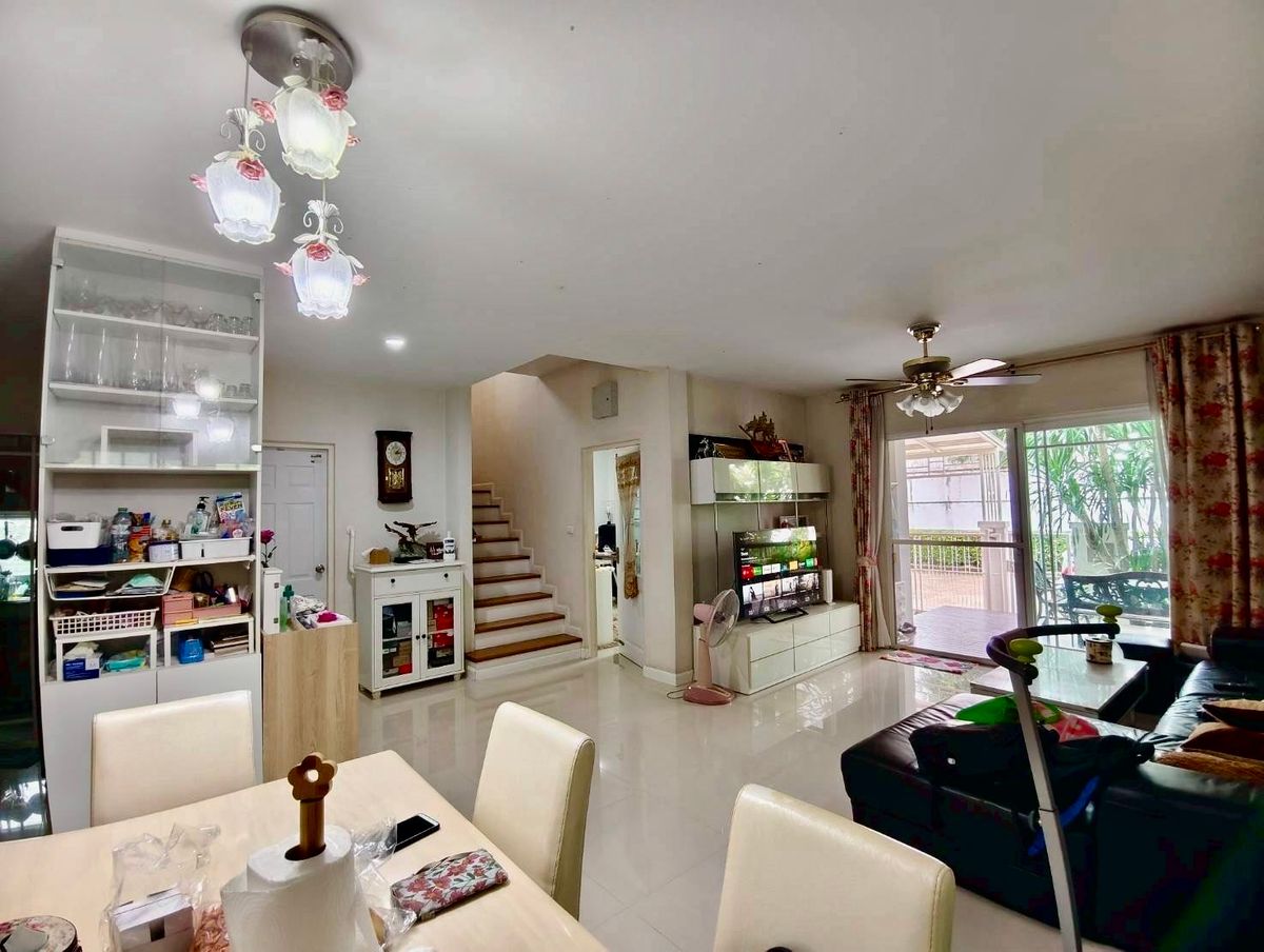 ให้เช่าบ้านพัฒนาการ ศรีนครินทร์ : 🏡 ให้เช่าบ้านเดี่ยว 2 ชั้น โครงการมัณฑนา พระราม 9 - ศรีนครินทร์