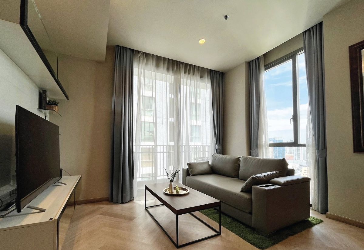 ให้เช่าคอนโดสุขุมวิท อโศก ทองหล่อ : ✨ Quattro By Sansiri @Thonglor 🛏️ 1 ห้องนอน | 🚿 1 ห้องน้ำ | 📐 58 ตร.ม. โทร.0994629391 เบิร์ด