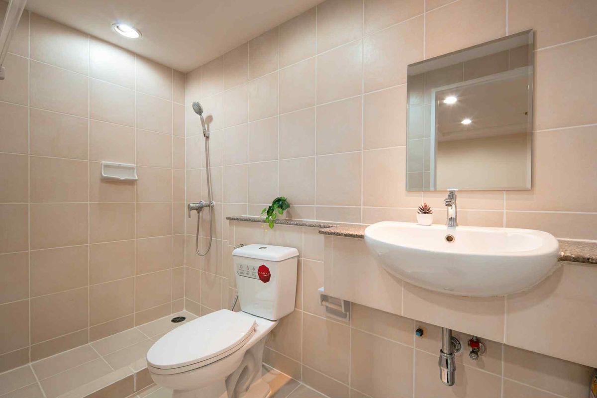 ขายคอนโดสาทร นราธิวาส : รหัสทรัพย์ Som0972 ขาย Resorta Yen-akat