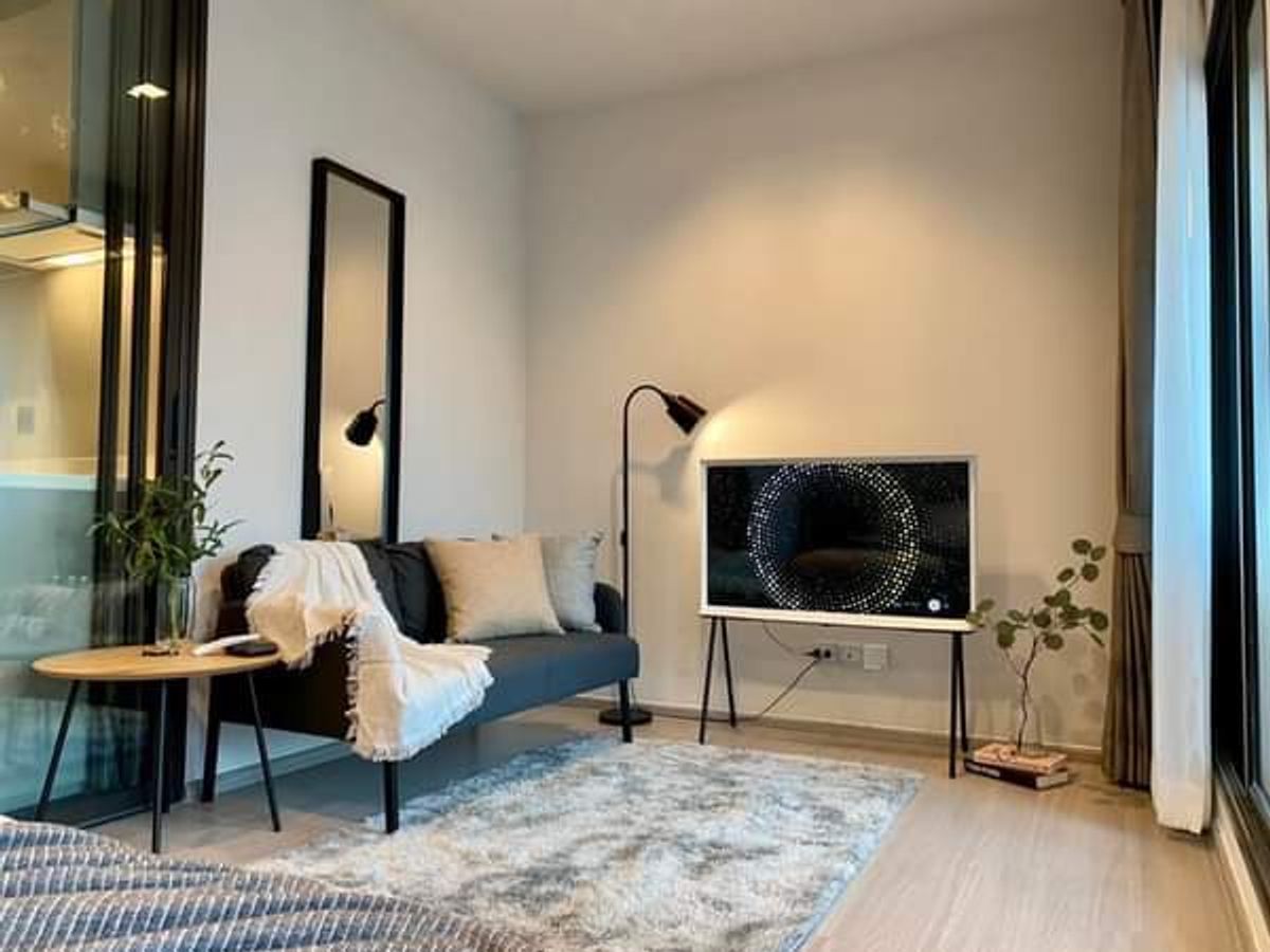 ให้เช่าคอนโดพระราม 9 เพชรบุรีตัดใหม่ RCA : 💥DL-8173💥ว่าง ให้ เช่า   ไลฟ์ อโศก - พระราม 9👉แอดไลน์ @fastcondo 