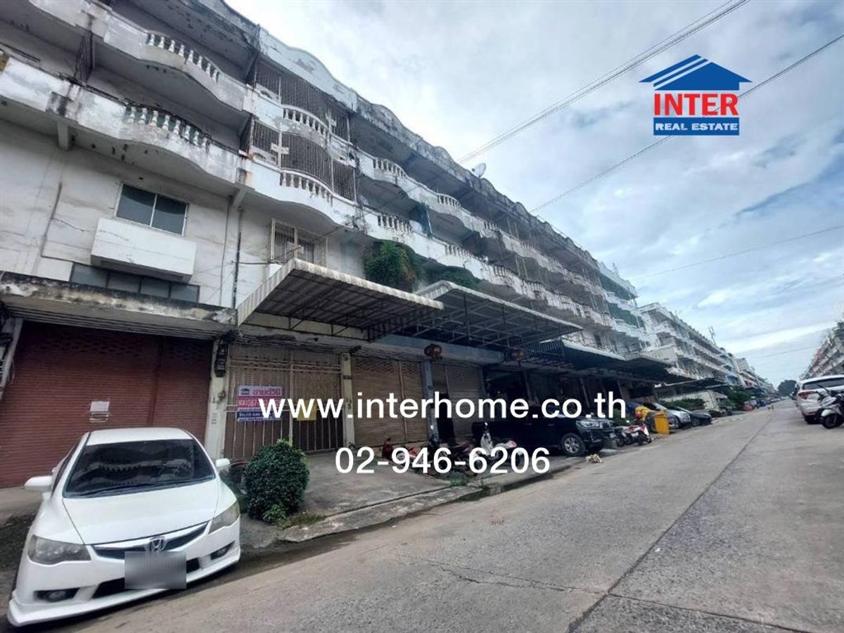 ขายอาคารพาณิชย์สมุทรปราการ สำโรง : อาคารพาณิชย์ 4.5 ชั้น 24.7 ตร.ว. อาคารพาณิชย์ ซอยไทรอัมพ์ ถนนเทพารักษ์ ถนนบางพลี-ตำหรุ บางพลี สมุทรปราการ