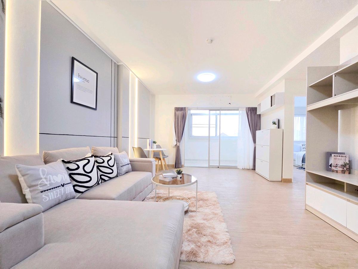 For SaleCondoRatchadapisek, Huaikwang, Suttisan : 🏙 The room is as big as the house.