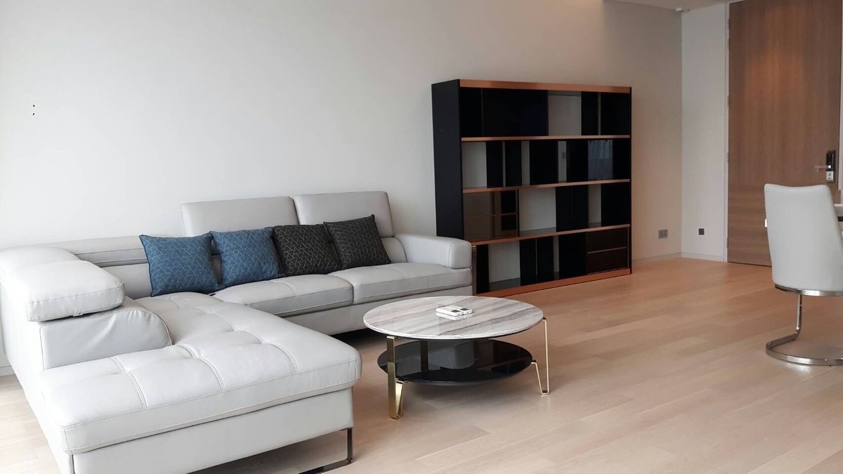 ให้เช่าคอนโดสุขุมวิท อโศก ทองหล่อ : ● TELA THONGLOR ● 130k | 111 sq.m | 2 Bedrooms 2 Bathrooms | Fully furnished
