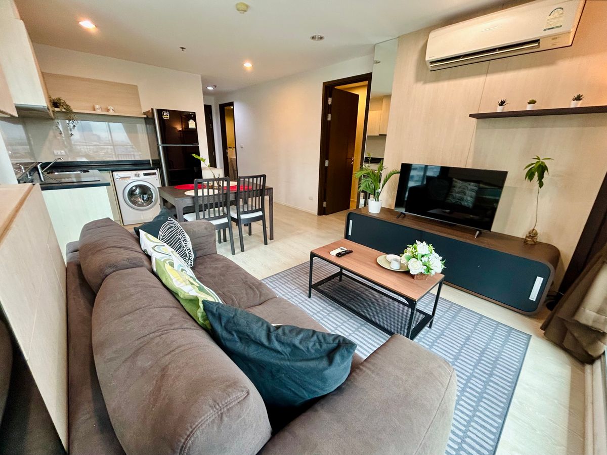 For RentCondoSathorn, Narathiwat : For Rent Condo Rhythm Sathorn  fully furnished (S15-27007)