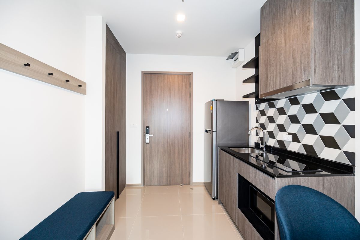 ให้เช่าคอนโดพระราม 9 เพชรบุรีตัดใหม่ RCA : 💥CC-6897💥ว่าง ให้ เช่า  เดอะ เบส เพชรบุรี - ทองหล่อ 👉แอดไลน์ @fastcondo 