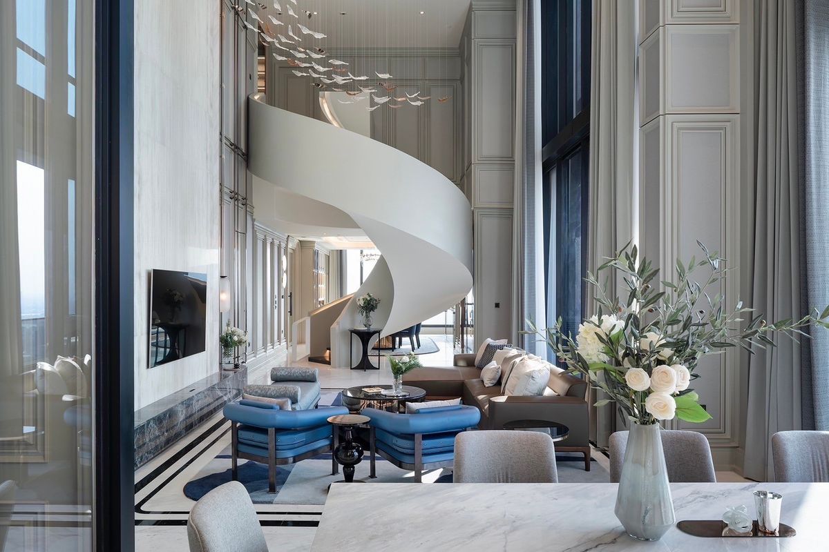 For SaleCondoSukhumvit, Asoke, Thonglor : The Esses Sukhumvit 36: Duplex Penthouse 3BED 2BATH 252SQM. 145,000,000 am: 0656199198