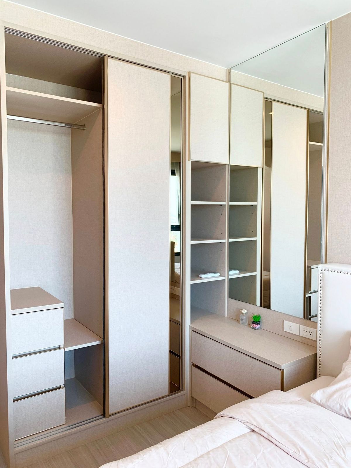 For RentCondoLadprao, Central Ladprao : 💥CP-7962💥Life Ladprao 👉Line : @fastcondo