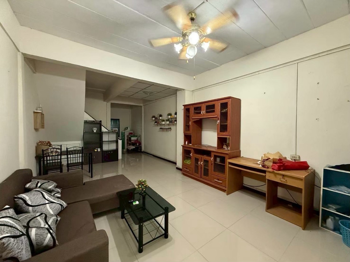 ขายทาวน์โฮมนนทบุรี บางใหญ่ บางบัวทอง : 🏠✨ ทาวน์โฮมราคาดี ทำเลน่าอยู่ เริ่มต้นชีวิตครอบครัวได้ทันที!นครทองปาร์ควิว 1 | โครงการคุณภาพ เดินทางสะดวก ทำเลชุมชนใกล้ตลาด โรงเรียน ร้านค้า และแหล่งงานในพื้นที่บางบัวทอง