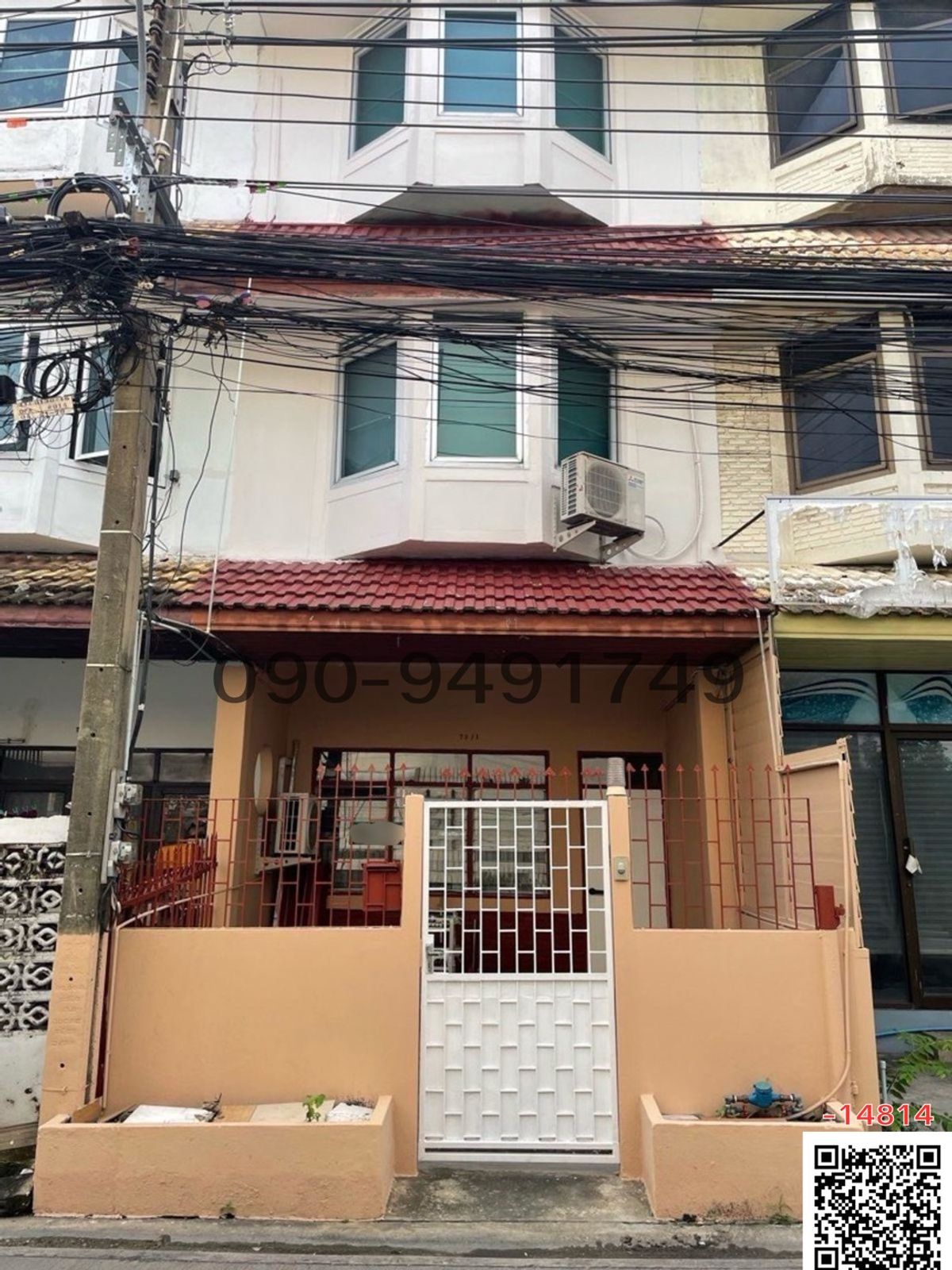 For RentTownhomeSapankwai,Jatujak : Rent 3 -story townhome, 400 meters away from MRT Ratchada