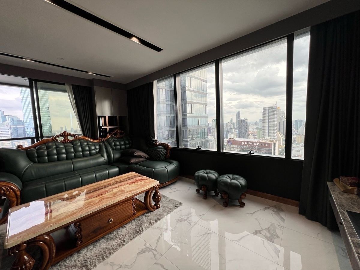 ขายคอนโดสีลม ศาลาแดง บางรัก : 🌟 M Silom Penthouse 🛏️ 3 ห้องนอน | 🚿 3 ห้องน้ำ | 📐 150 ตร.ม.  Penthouse ชั้นสูง วิวโปร่ง 270°  โทร.0994629391 เบิร์ด