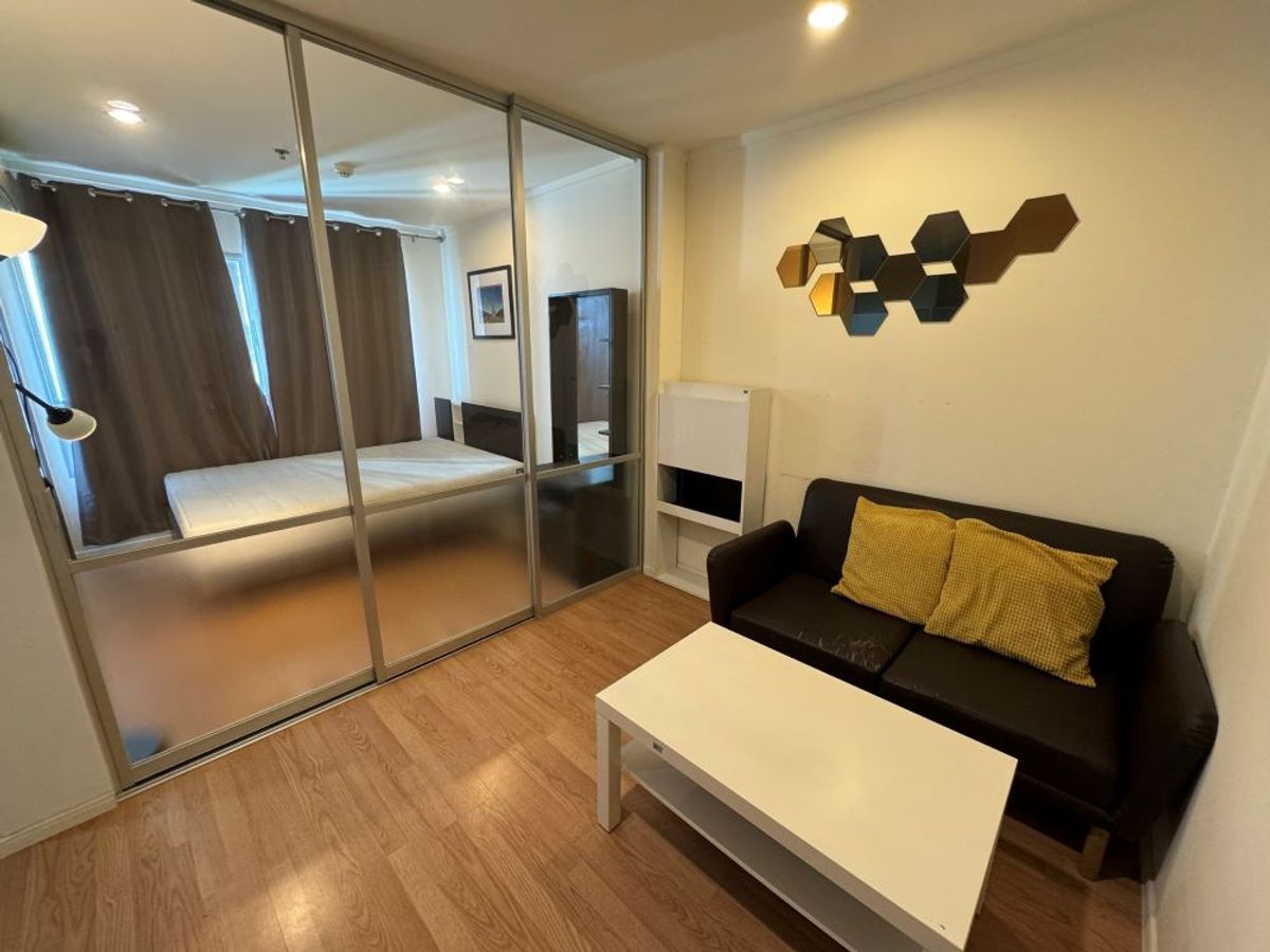 For SaleCondoBangna, Bearing, Lasalle : Lumpini Condo for sale, Mega City, Bangna, Floor 14, ready to live in a good location near Mega Bangna
