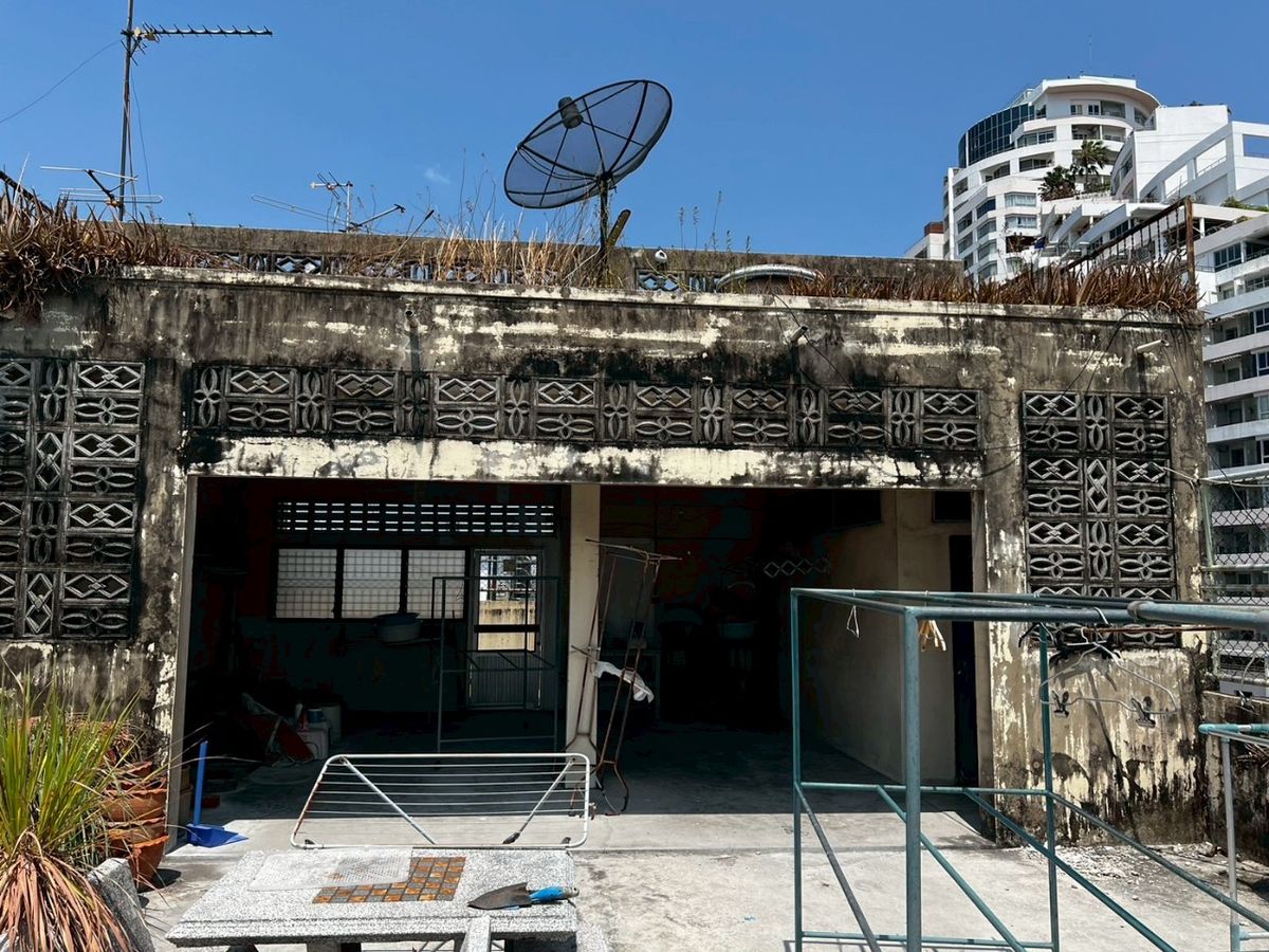 ขายอาคารพาณิชย์สาทร นราธิวาส : ✨ ขายด่วน! อาคารพาณิชย์ 4.5 ชั้น 2 คูหา ทำเลทองใจกลางเมืองย่าน#เจริญกรุง #เอเชีย ทีค   #เทอร์มินอล 21 พระราม3✨