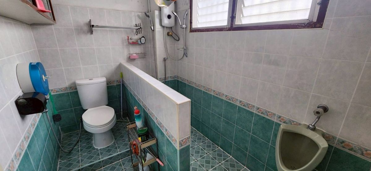 ขายอาคารพาณิชย์สาทร นราธิวาส : ✨ ขายด่วน! อาคารพาณิชย์ 4.5 ชั้น 2 คูหา ทำเลทองใจกลางเมืองย่าน#เจริญกรุง #เอเชีย ทีค   #เทอร์มินอล 21 พระราม3✨