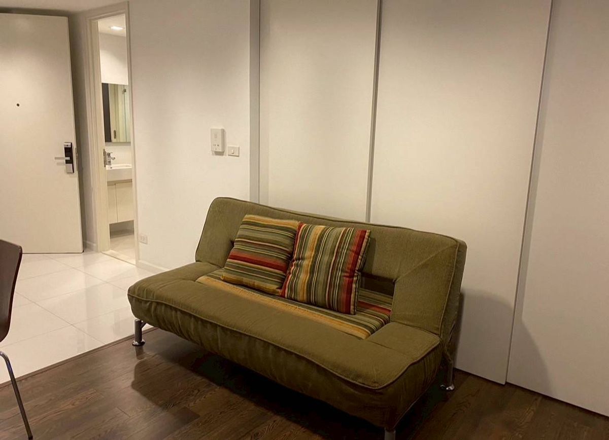 ให้เช่าคอนโดสาทร นราธิวาส : • 𝐑𝐄𝐍𝐓 • 𝐍𝐚𝐫𝐚 𝟗 • 𝟏 𝐁𝐞𝐝 𝟏 𝐁𝐚𝐭𝐡 • 𝟑𝟗 𝐒𝐪𝐦. • 𝟐𝟕,𝟎𝟎𝟎 •   𝐋𝐢𝐧𝐞 𝐈𝐃 : 𝐕𝐚𝐬𝐬𝐢𝐥𝐲