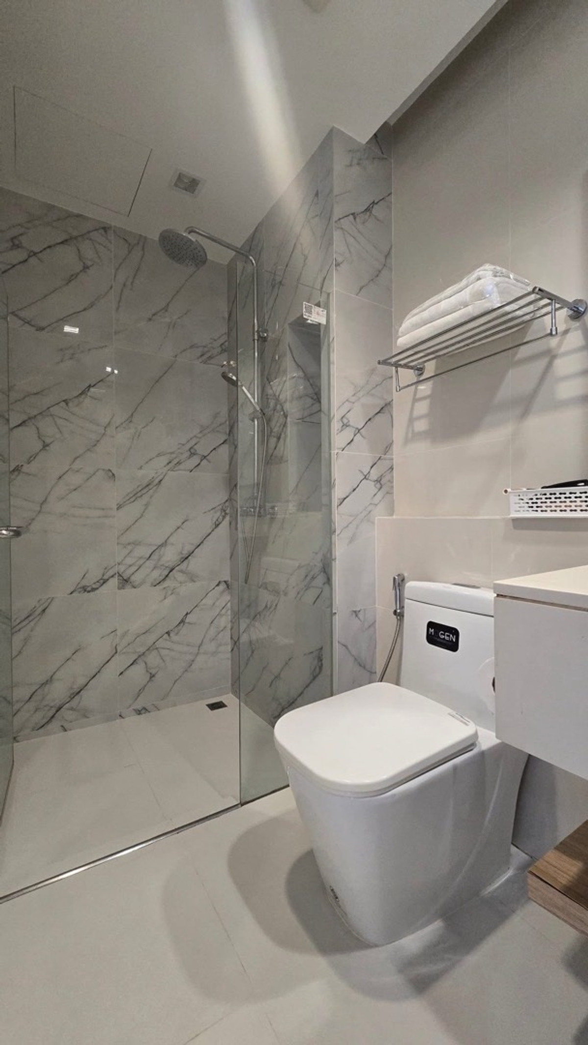 For SaleCondoRama9, Petchburi, RCA : Condo for sale AQ Alix Residence Soonvijai #New Condo in the heart of Phetchaburi, new cut - Rama 9, suitable for both living And invest in renting