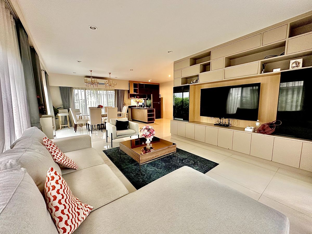 For SaleHousePattanakan, Srinakarin : 🔥 FIRE SALE – MASSIVE PRICE DROP! 🔥 🏡 Burasiri Pattanakarn 87 – Luxury Deal of the Year!
