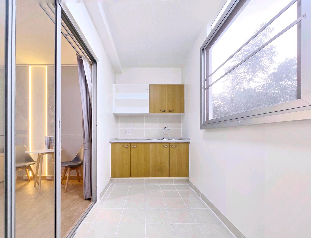 For SaleCondoRatchadapisek, Huaikwang, Suttisan : 2 bedrooms, houses in the city. 😍😍