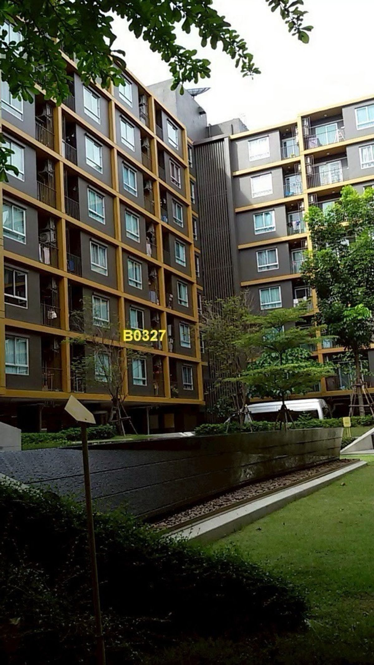 For RentCondoPathum Thani,Rangsit, Thammasat : U Campus Condo