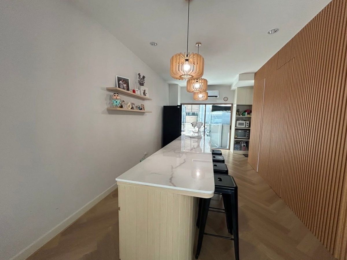 For RentTownhomeMin Buri, Romklao : Townhouse for rent at Bang Klang Muang Rama 9 - Krungthep Kreetha