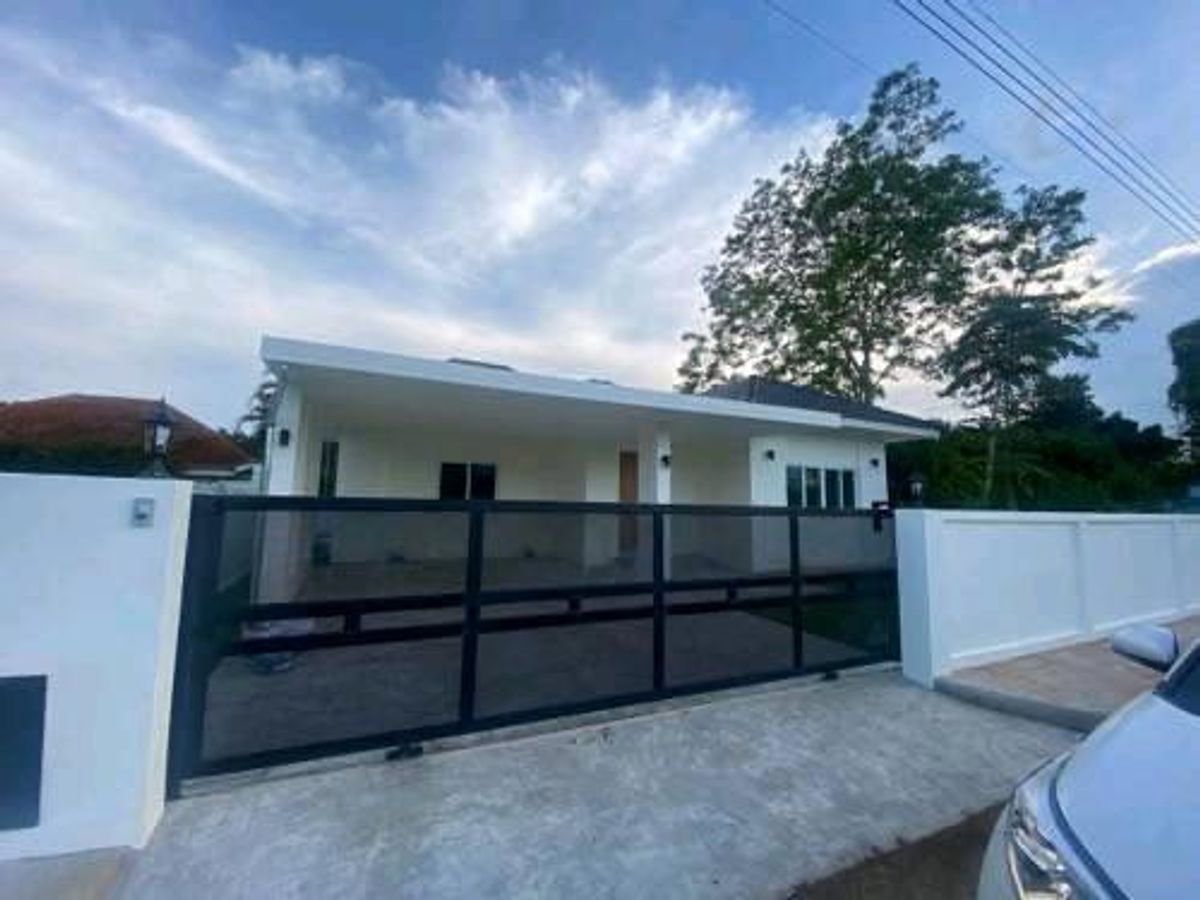 บ้านเชียงใหม่ : บ้านชั้นเดียว หลังกาดฝรั่ง หางดง
ใกล้กับ รร.สาธิตรังสิต