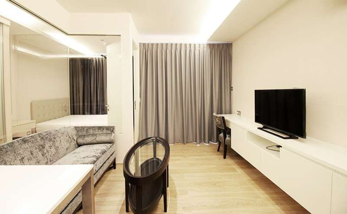 ขายคอนโดสุขุมวิท อโศก ทองหล่อ : H Sukhumvit 43 คอนโดใจกลางเมืองย่านเศรษฐกิจ  990 เมตร BTS พร้อมพงษ์